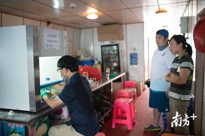 探沉船、登島礁、訪漁民——南方+記者親歷中山大學西沙科考與合成技術研發